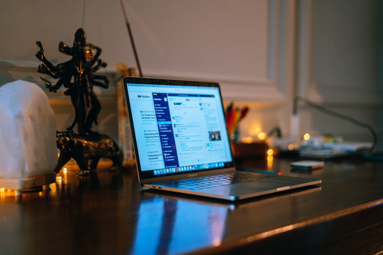 Czym się różni lokalne SEO od ogólnego: Przewodnik Strategiczny dla Biznesu