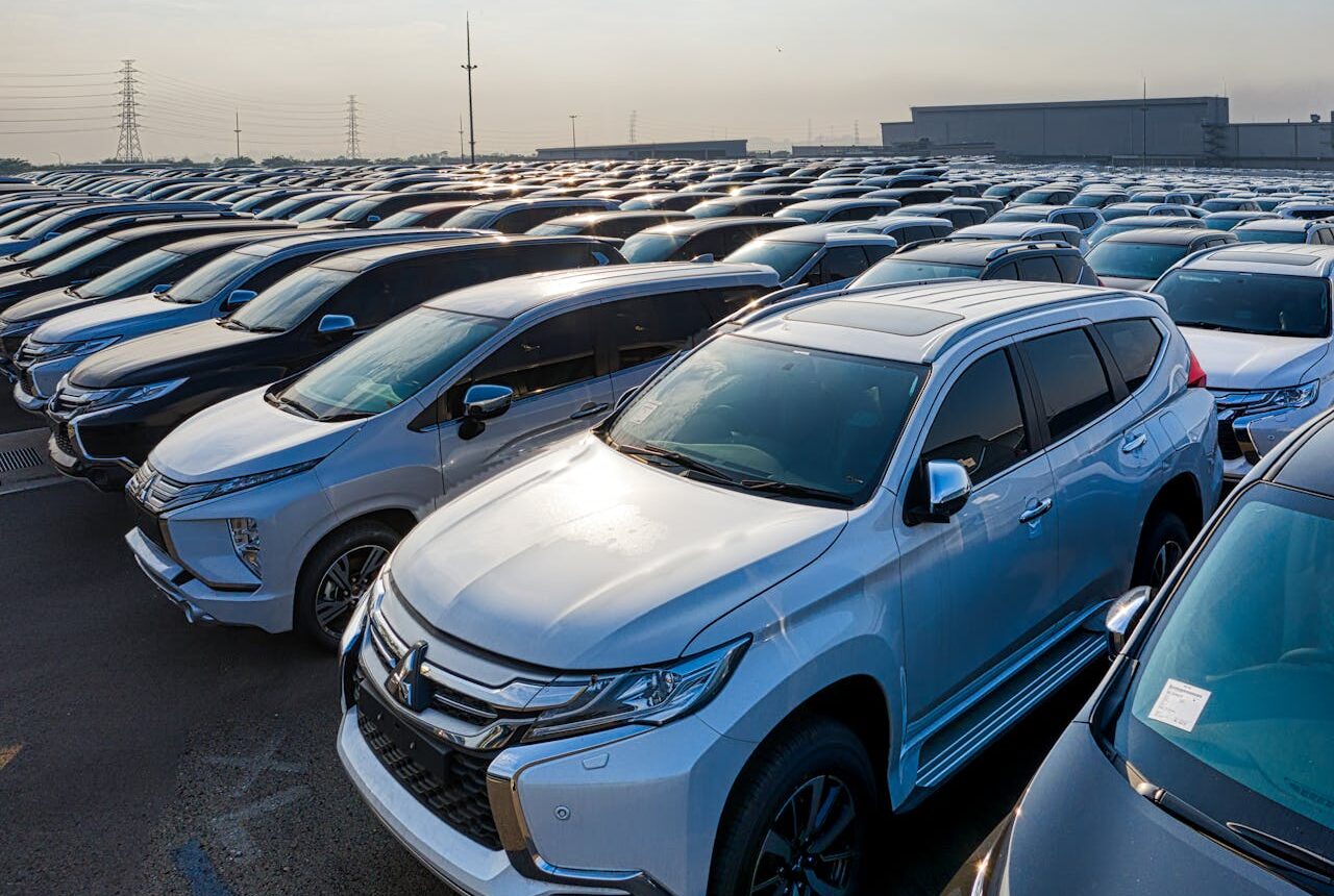 Nowa strona czy redesign strony dealera samochodowego? Jak podjąć decyzję i zabezpieczyć zapytania sprzedażowe